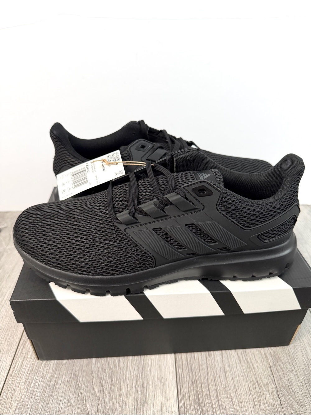 Adidas Men’s Ultimashow Shoes NWT Size 11.5